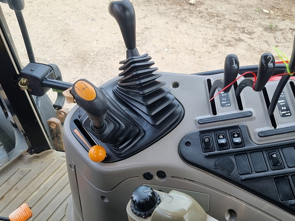 Chris Atkin & Son Ltd - Case Maxxum 110